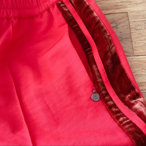 Joggers - Picture 3 of 7